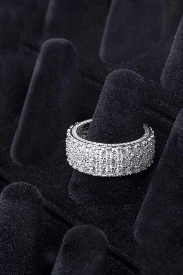 Full Ice Moissanite Ring (SIZE 9)