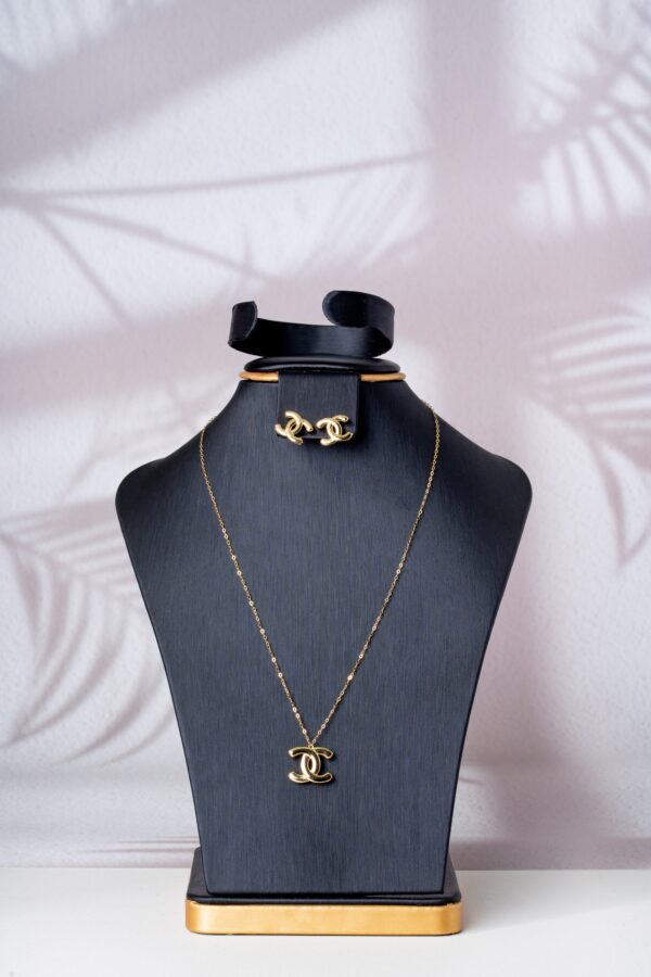 18k Channel Style Set (3.2 GRAMS)