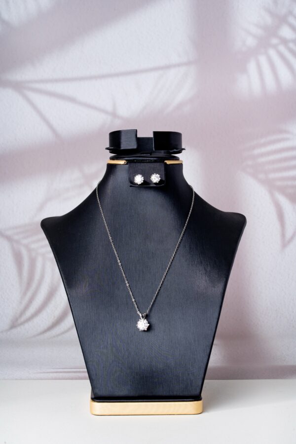 3ct 💎Simple stone set