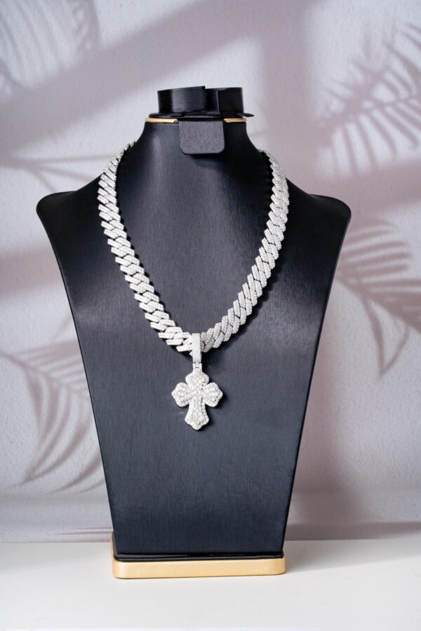 14mm Cuban with Cross Pendant