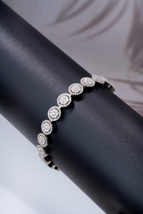 Iced Out Circle Design Moissanite Bracelet (8inch)