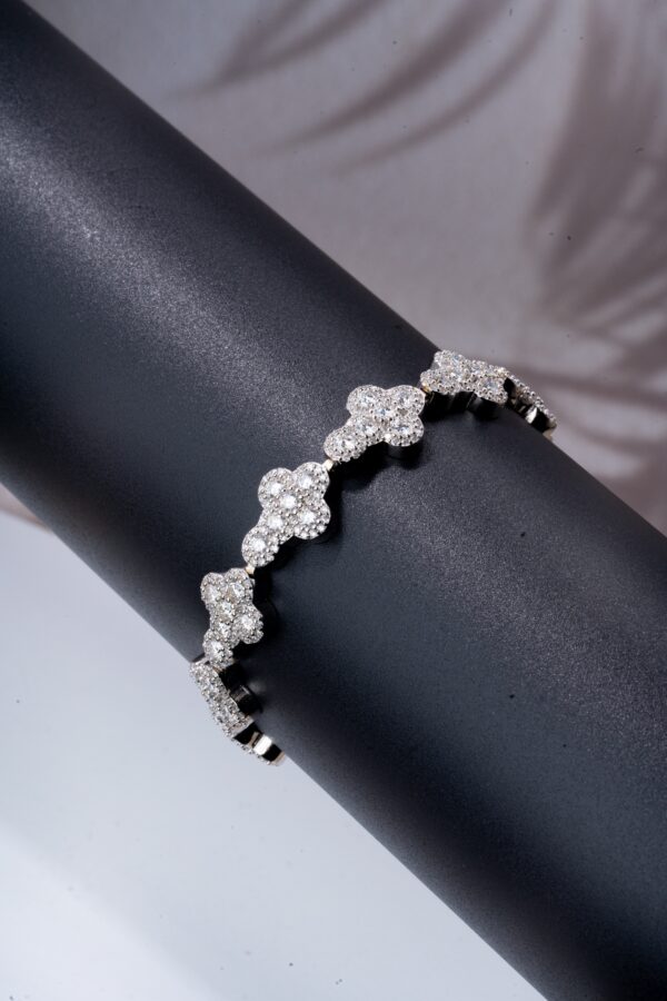 Cross moissanite bracelet (7.5inch)
