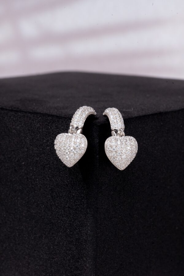 Moissanite Heart ❤️ Hoop