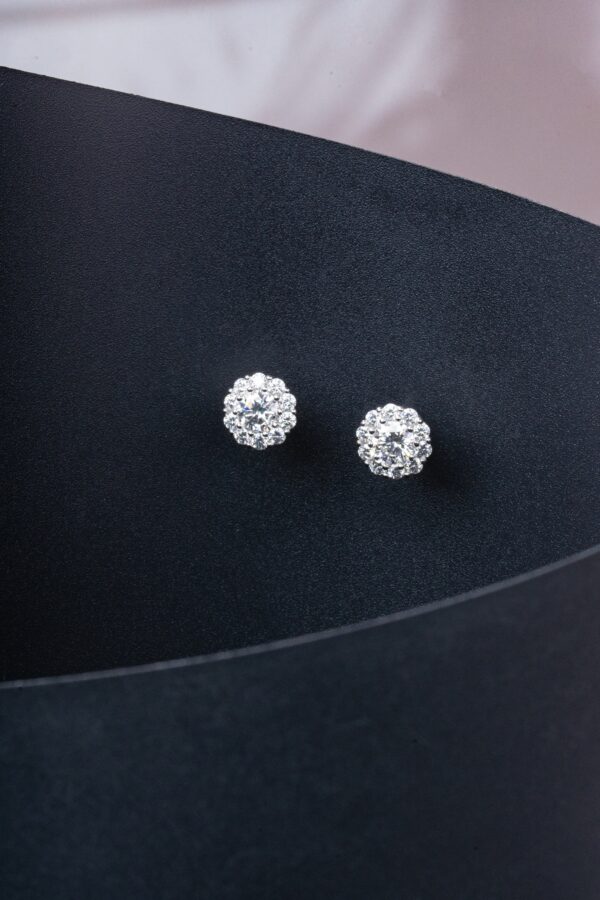 Moissanite Earring