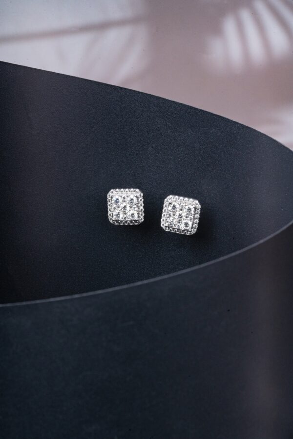 Moissanite Earring