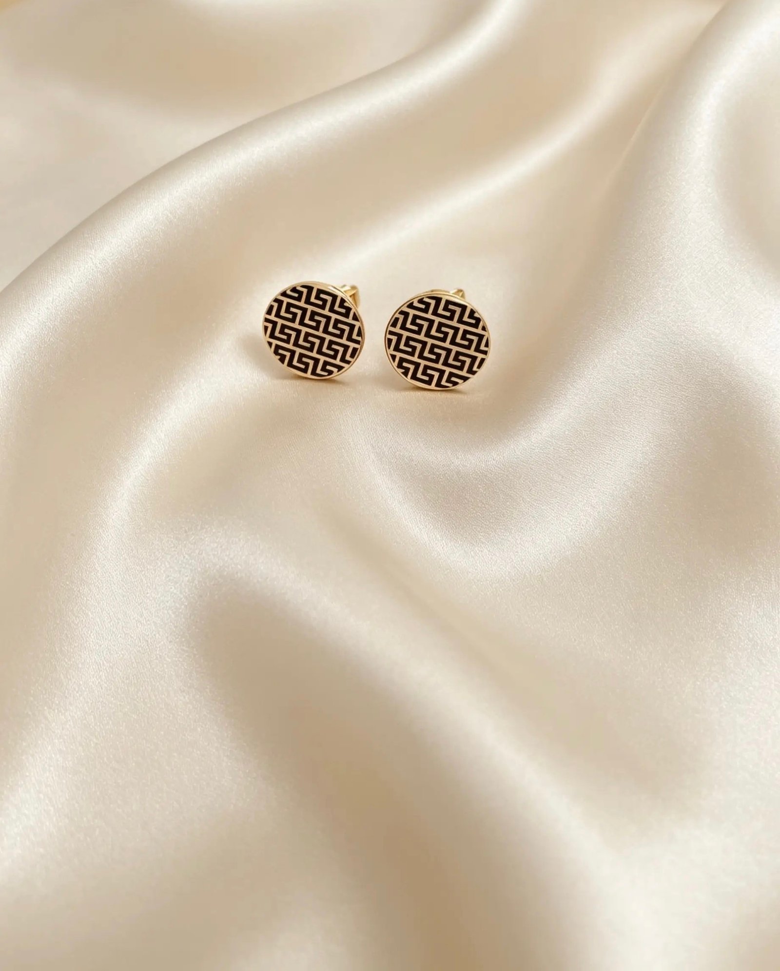 Greek Key Enamel Stud Earrings (1.5gram)