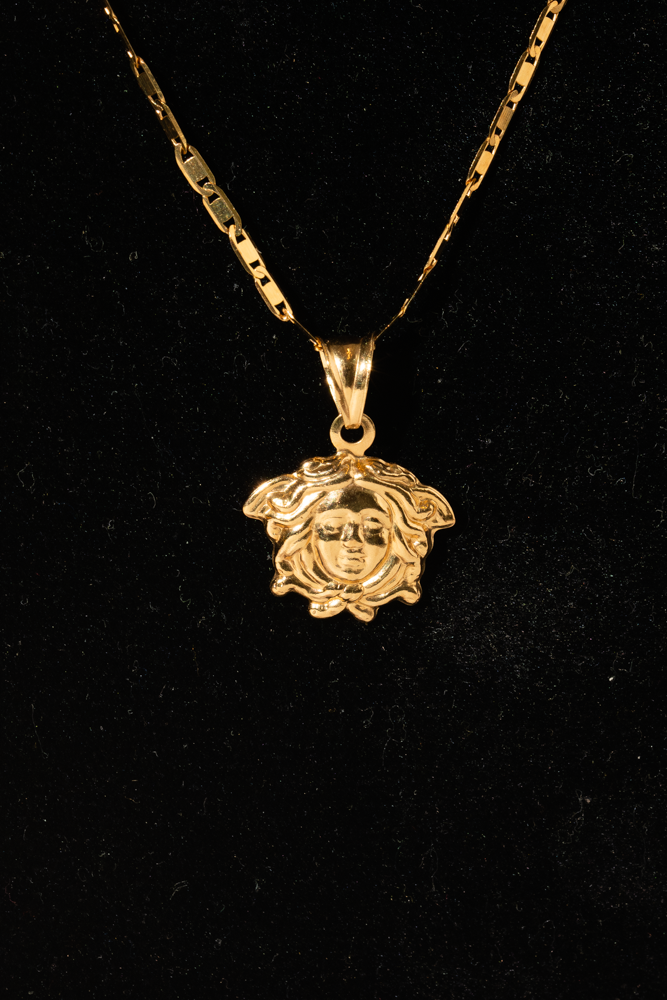 Medusa Head Pendant Figaro Chain Necklace - Image 2