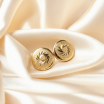 Laurel Wreath Round Stud Earrings