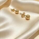 Radiant cut Round Stud Earrings 1.2 gram
